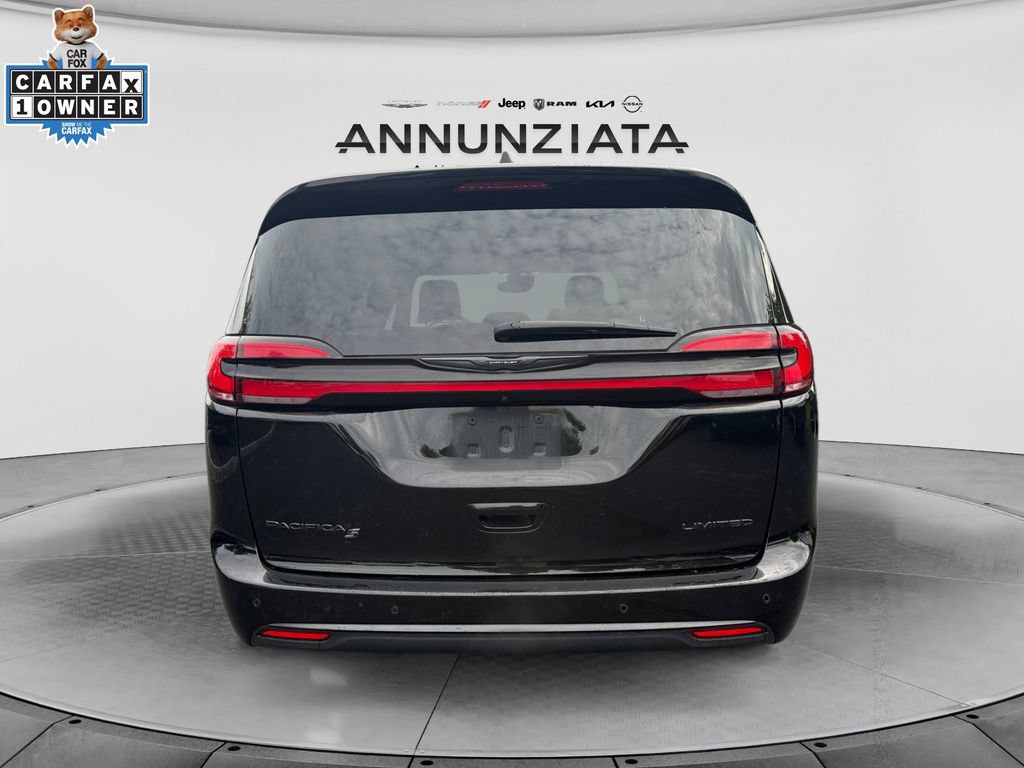Certified 2025 Chrysler Pacifica Limited FWD image 4