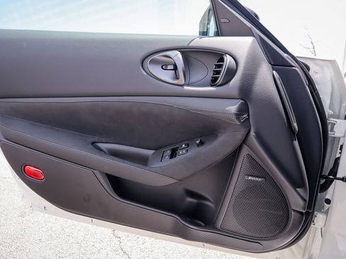 New 2025 Nissan Z NISMO w/ Floor Mat Package image 17