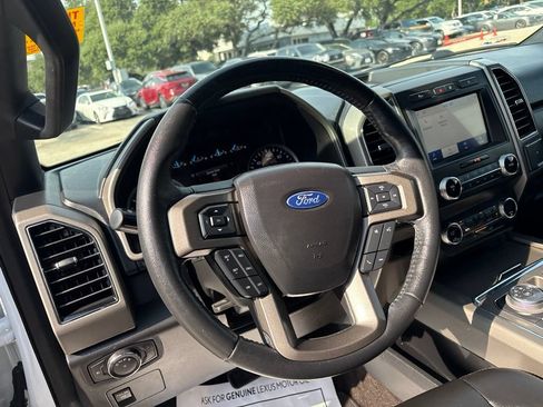 Used 2020 Ford Expedition XLT w/ Equipment Group 201A RWD image 11