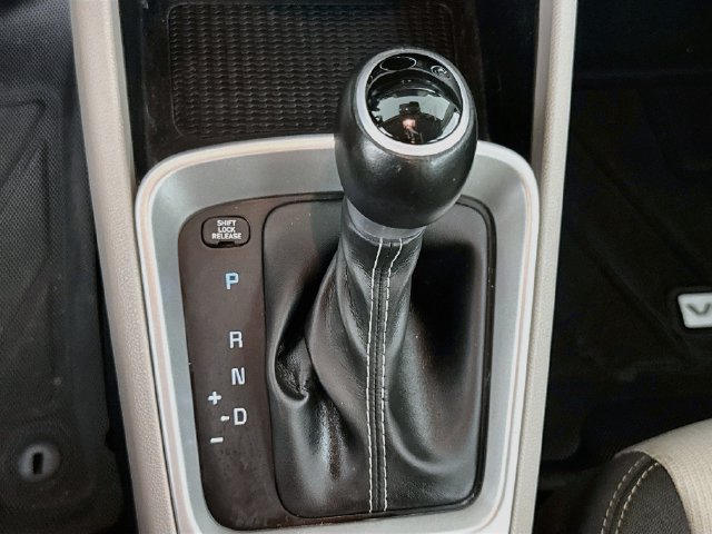 Used 2021 Hyundai Venue SEL FWD image 17