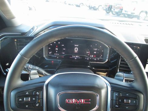 Certified 2025 GMC Sierra 1500 SLT w/ SLT Premium Plus Package image 29