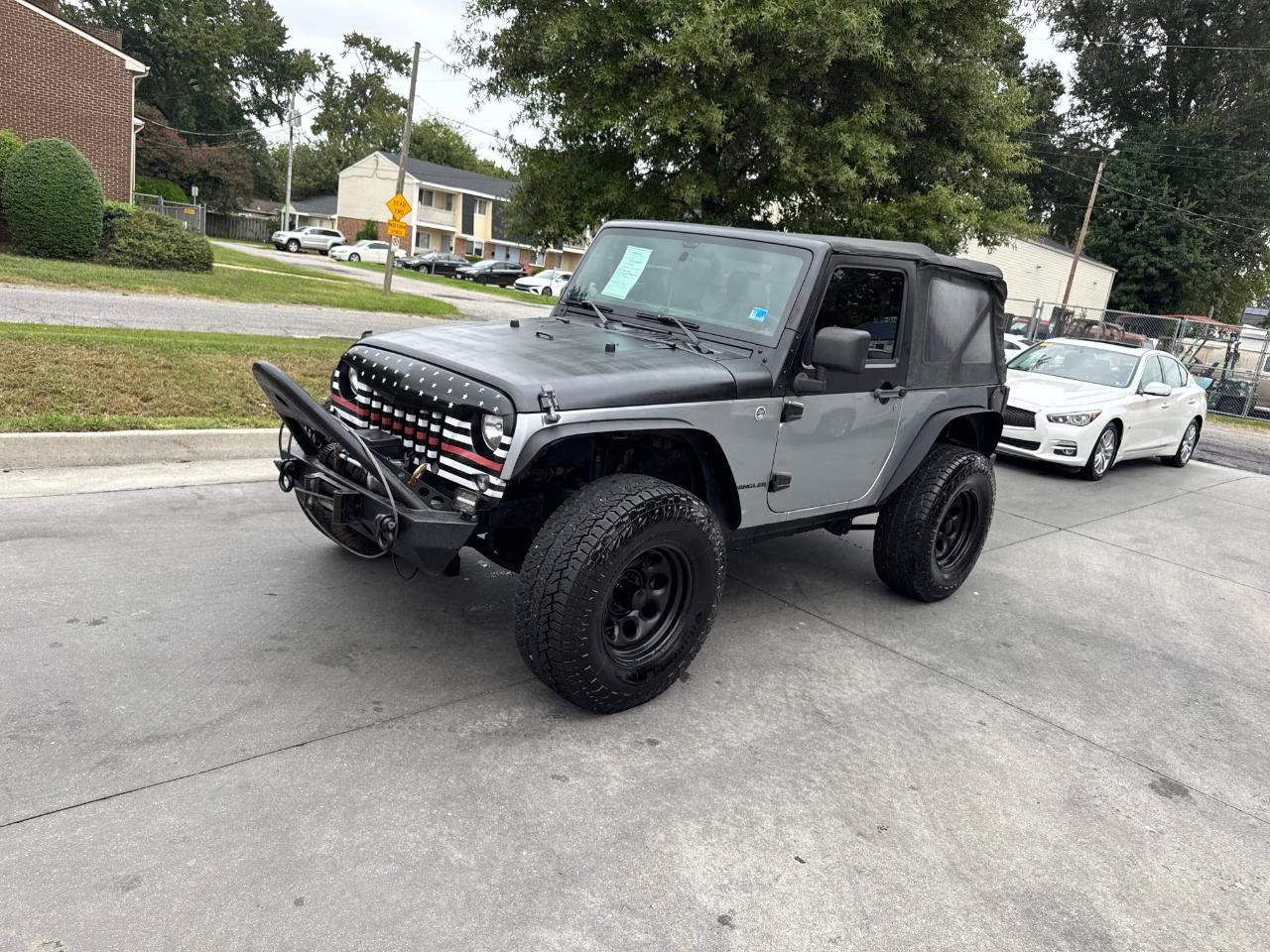 Used 2015 Jeep Wrangler Sport AWD/4WD image 7