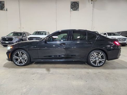 Used 2023 BMW 330i Sedan w/ Premium Package image 7
