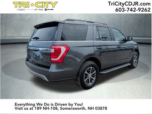 Used 2019 Ford Expedition XLT w/ Equipment Group 202A image 5