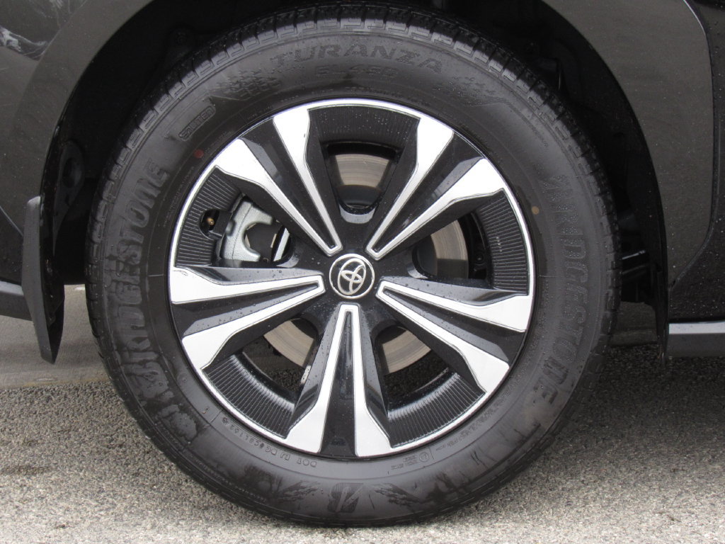 Used 2024 Toyota bZ4X FWD w/ Weather Package image 35