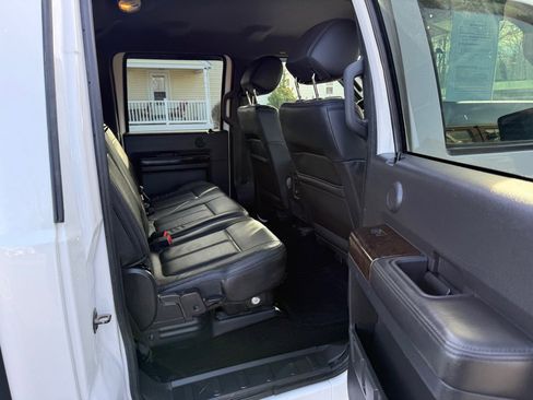 Used 2015 Ford F250 Platinum image 8