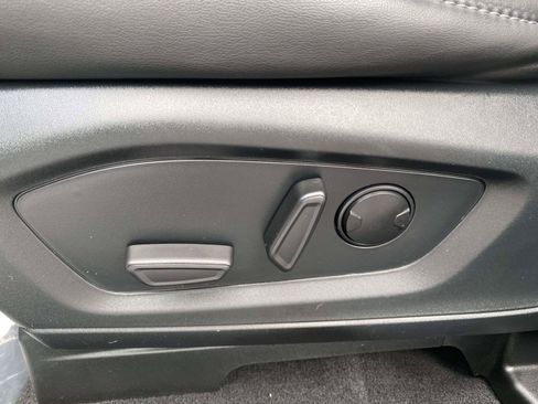 Certified 2023 Ford Explorer XLT w/ Equipment Group 202A RWD image 16
