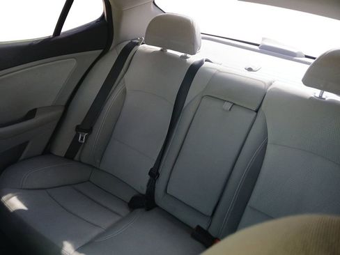 Used 2013 Kia Optima LX image 15