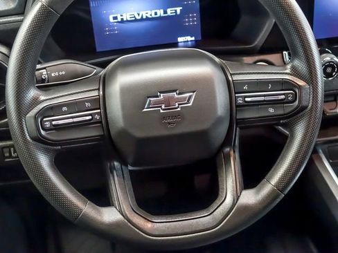 Used 2023 Chevrolet Colorado Trail Boss w/ Technology Package image 18