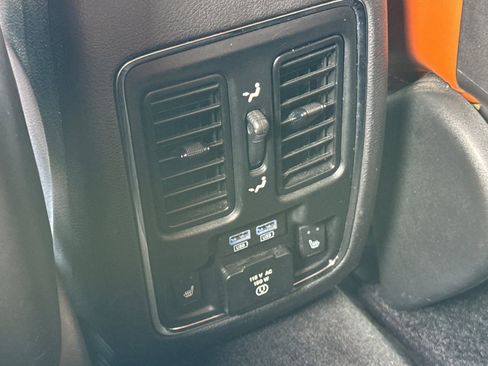 Used 2015 Jeep Grand Cherokee SRT w/ Trailer Tow Group IV AWD/4WD image 13