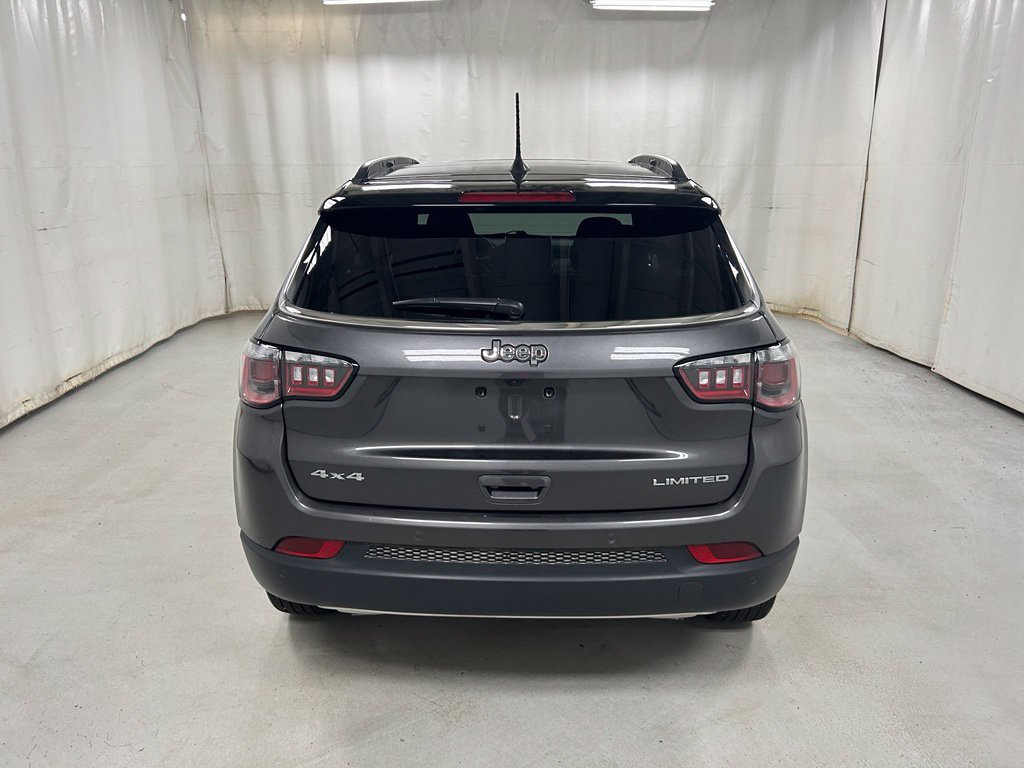 Used 2023 Jeep Compass Limited w/ Sun and Sound Group AWD/4WD image 6