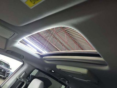 Used 2018 Honda Odyssey EX-L image 9