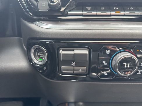 Used 2024 Chevrolet Silverado 2500 High Country w/ Z71 Off-Road Package image 32