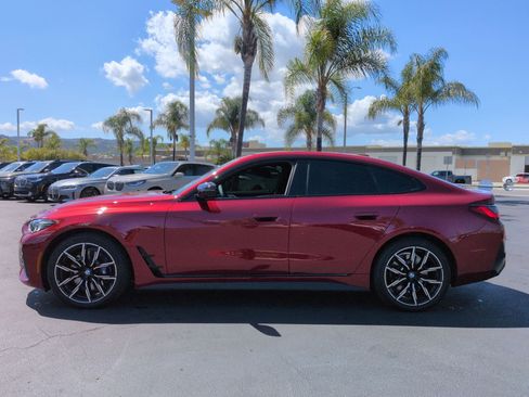 Used 2025 BMW i4 eDrive40 w/ M Sport Package image 7