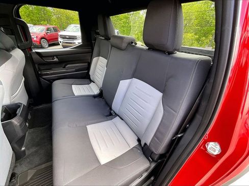 Used 2025 Toyota Tacoma TRD Off-Road AWD/4WD image 14