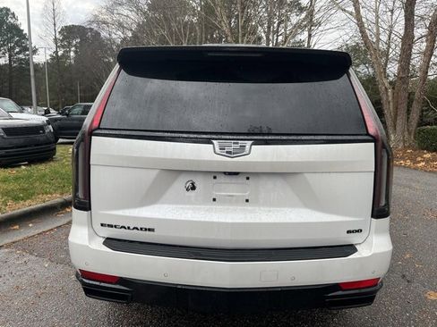 Used 2022 Cadillac Escalade Sport w/ Touring Package image 8