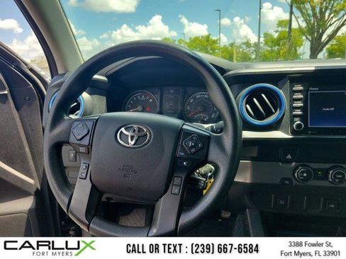 Used 2022 Toyota Tacoma SR image 17