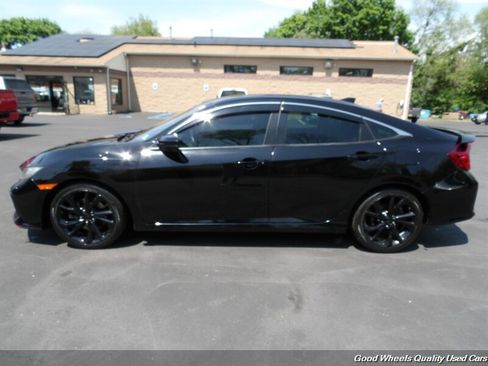 Used 2018 Honda Civic Si image 8