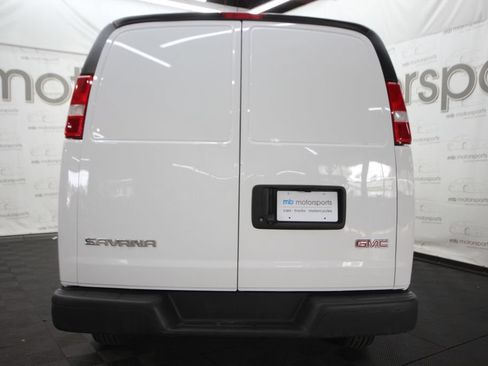 Used 2023 GMC Savana 2500 Extended RWD image 5