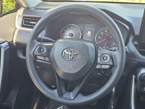 Used 2019 Toyota RAV4 LE image 30