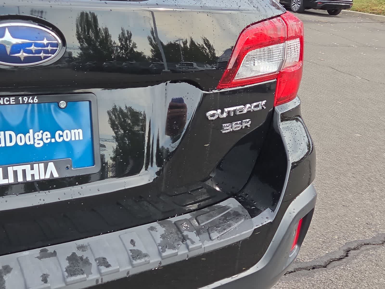 Used 2019 Subaru Outback 3.6R Touring w/ Popular Package #3A AWD/4WD image 15