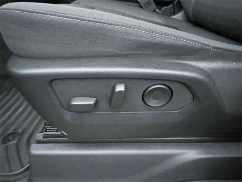 Certified 2024 Chevrolet Silverado 2500 Custom w/ Custom Value Package image 16