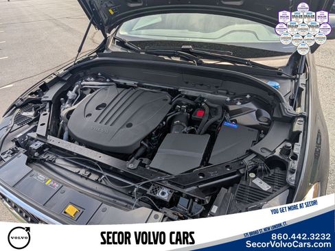 Used 2023 Volvo XC60 B5 Plus w/ Climate Package AWD/4WD image 33