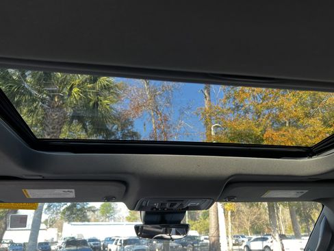 Used 2024 Chevrolet Silverado 1500 LTZ w/ LTZ Premium Package image 31