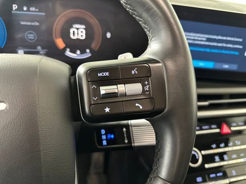 Used 2024 Hyundai Santa Fe SE image 16