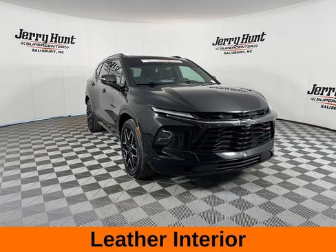 Used 2023 Chevrolet Blazer RS w/ Driver Confidence II Package image 6