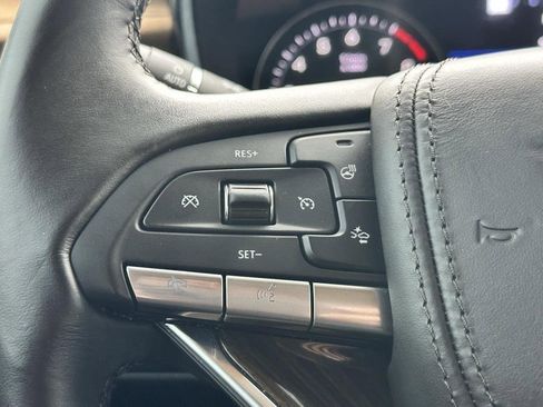 Used 2023 Cadillac XT6 Premium Luxury w/ Platinum Package image 17