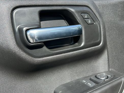 New 2025 Chevrolet Silverado 1500 W/T image 12