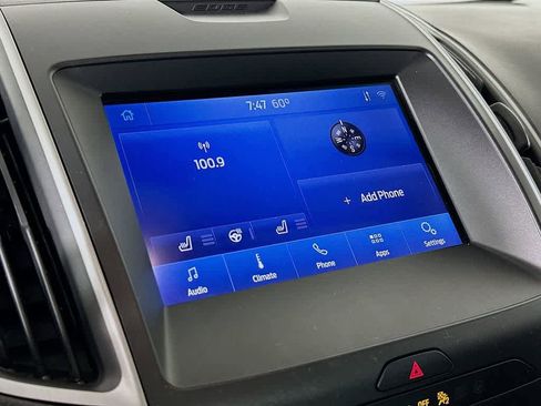Certified 2020 Ford Edge SEL w/ Cold Weather Package image 17