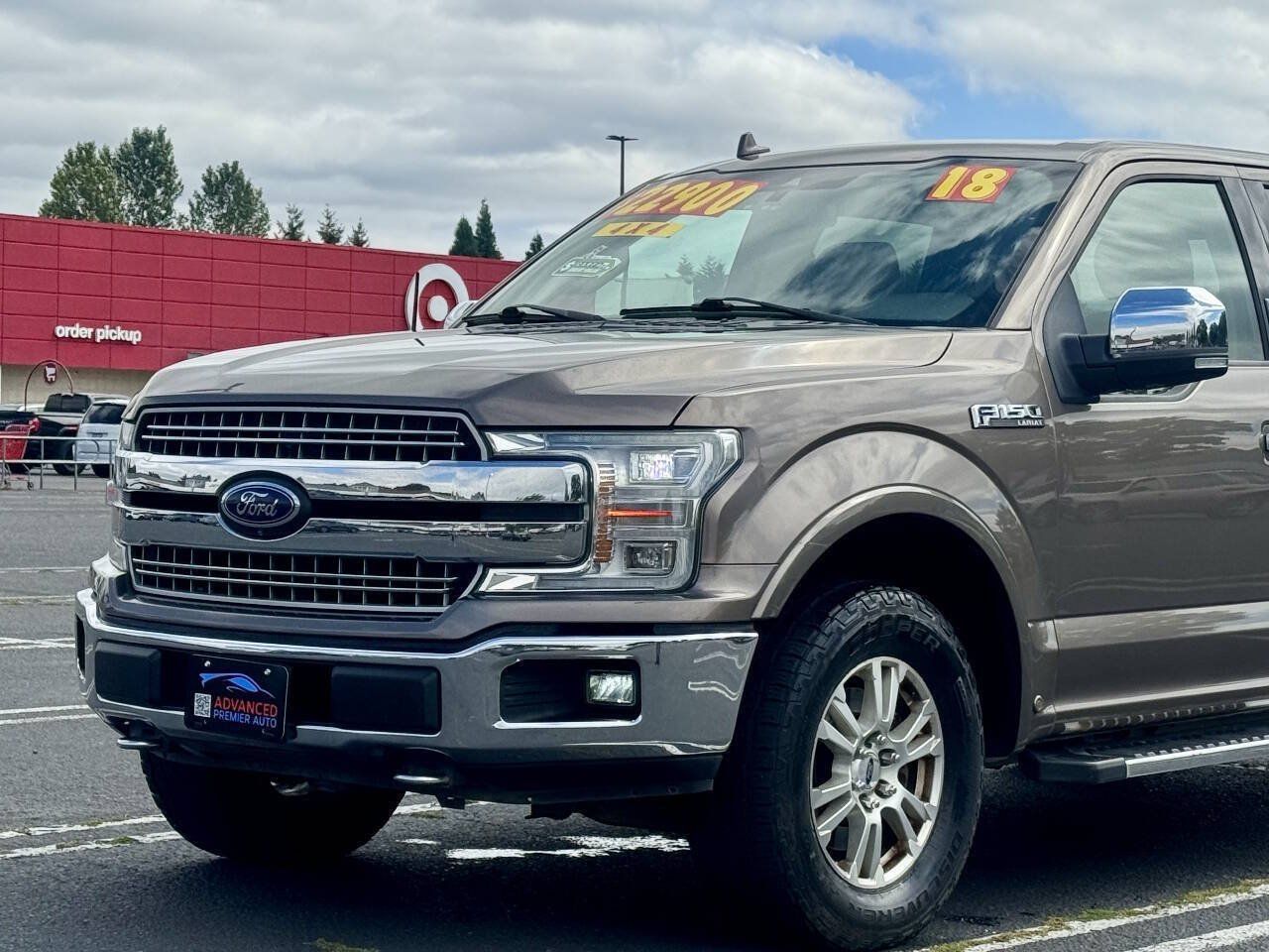 Used 2018 Ford F150 Lariat w/ Equipment Group 502A Luxury AWD/4WD image 13