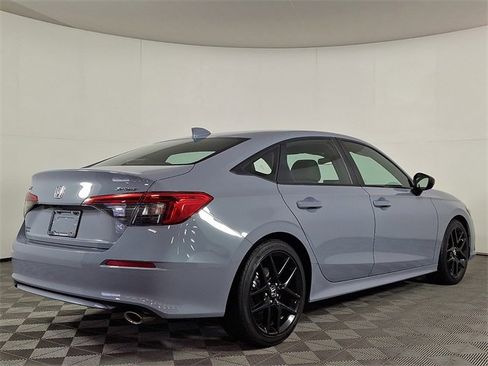 Used 2024 Honda Civic Sport image 9