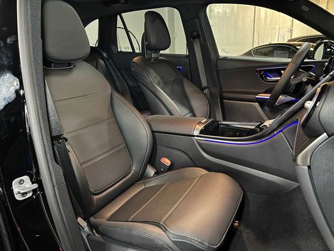 New 2026 Mercedes-Benz GLC 300 4MATIC image 12