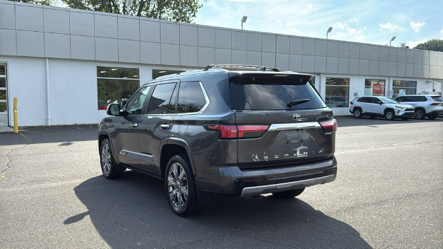 Used 2024 Toyota Sequoia Capstone AWD/4WD image 4