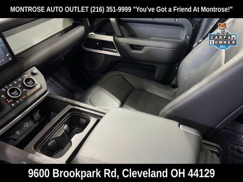 Used 2024 Land Rover Defender 110 S image 14