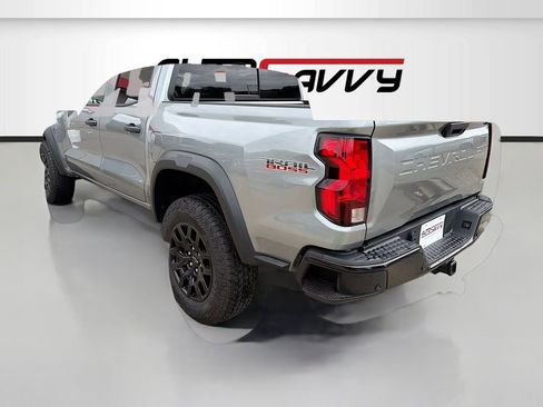 Used 2024 Chevrolet Colorado Trail Boss w/ Technology Package AWD/4WD image 5