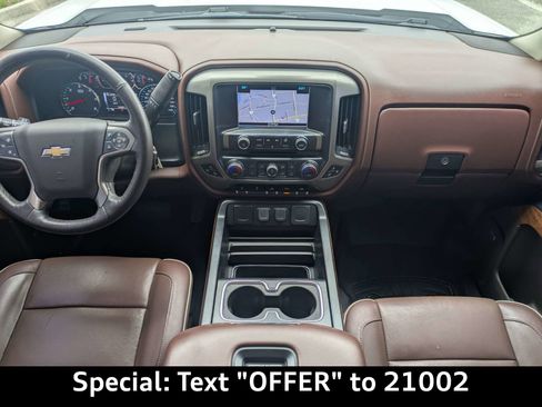 Used 2018 Chevrolet Silverado 1500 High Country AWD/4WD image 13