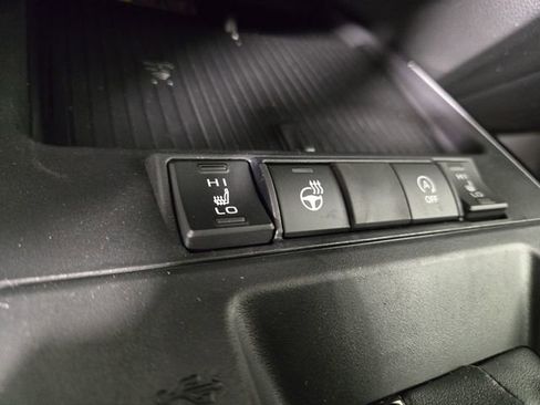 New 2026 Toyota Corolla Cross XLE image 25