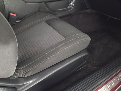 Certified 2018 Dodge Challenger R/T image 26