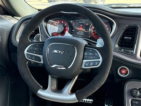 Used 2023 Dodge Challenger SRT Hellcat image 13