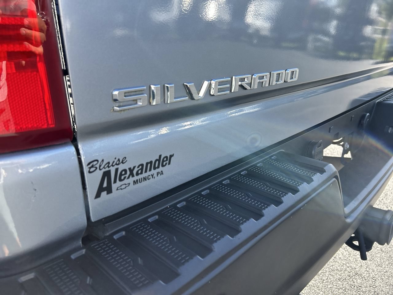 Used 2025 Chevrolet Silverado 2500 W/T AWD/4WD image 11