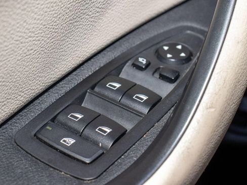 Used 2021 BMW X1 sDrive28i w/ Convenience Package image 26