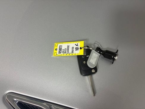 Used 2013 Buick LaCrosse Leather image 33