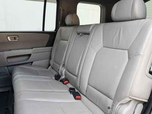 Used 2011 Honda Pilot EX-L image 12