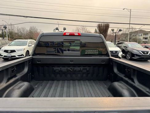 Used 2017 GMC Sierra 1500 Denali w/ Denali Ultimate Package image 8