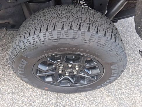 Used 2024 Ford F150 XLT w/ Equipment Group 302A MID AWD/4WD image 9