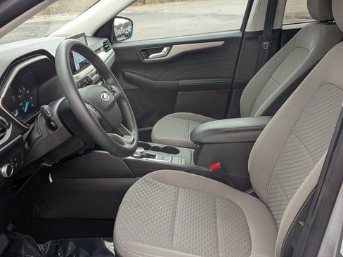 Used 2021 Ford Escape SE image 14